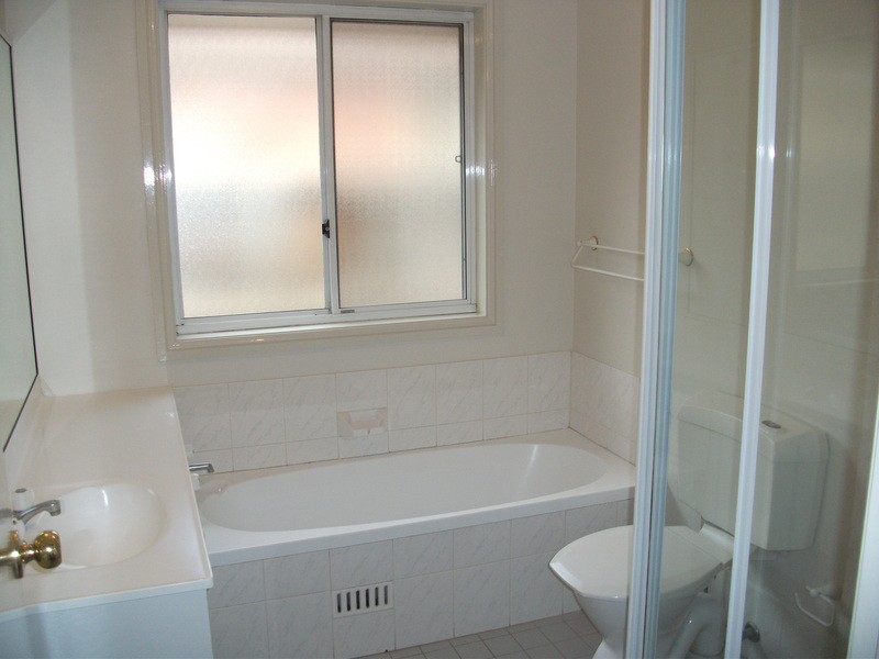 1 Cadman Place, Woodcroft NSW 2767