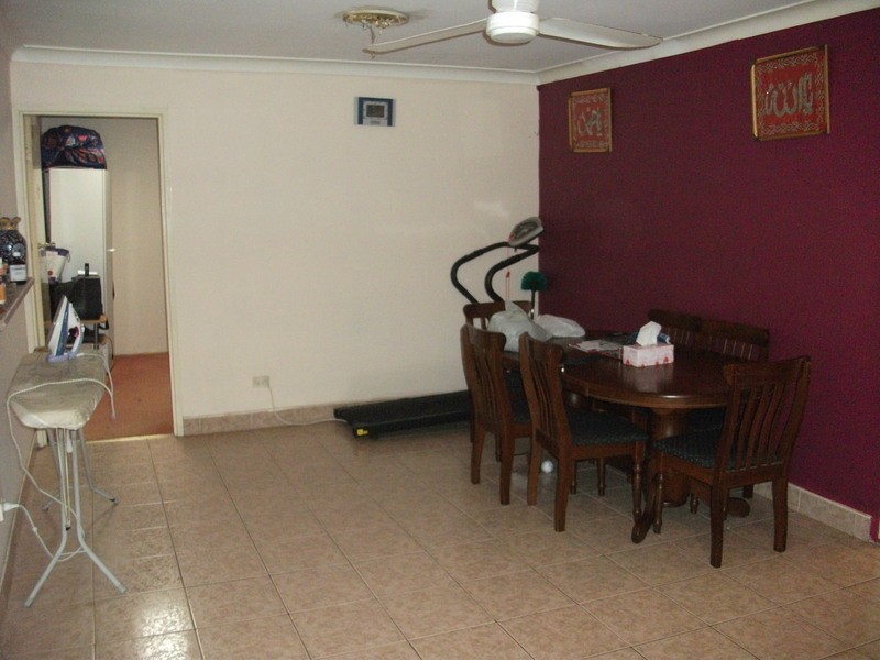 33 Myuna Crescent, Seven Hills NSW 2147