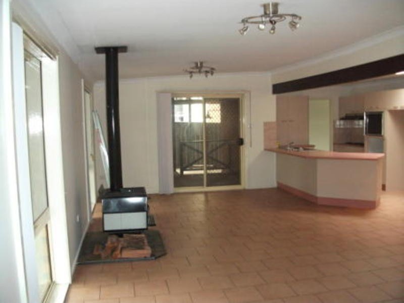 42 Illabo Street, Quakers Hill NSW 2763