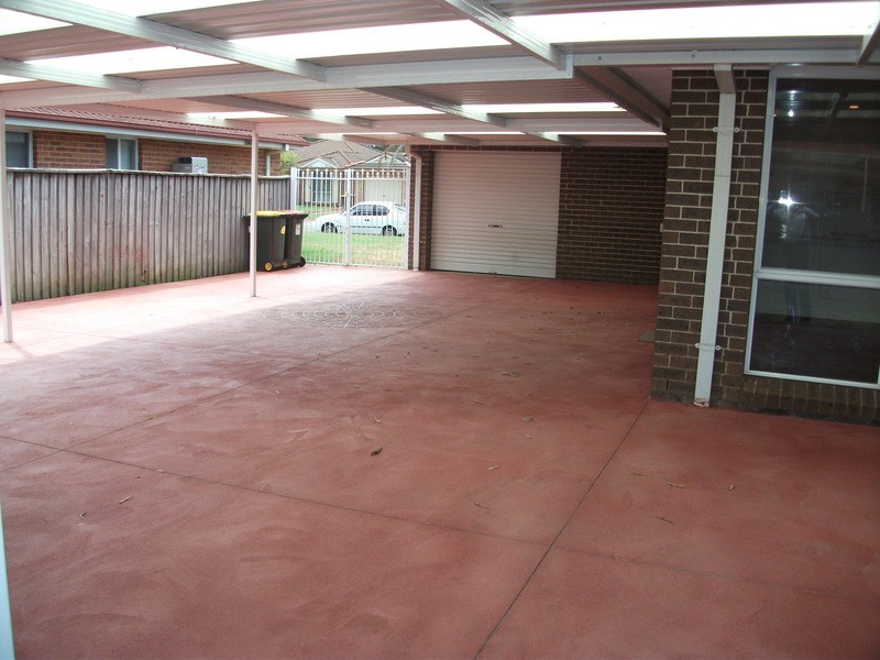 1 Cadman, Woodcroft NSW 2767