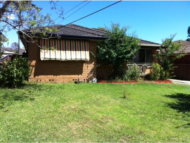 33 Myuna Crescent, Seven Hills NSW 2147