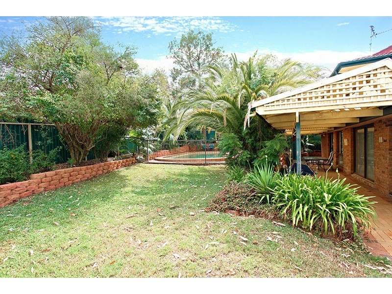11 Hutchins Cr,, Kings Langley NSW 2147