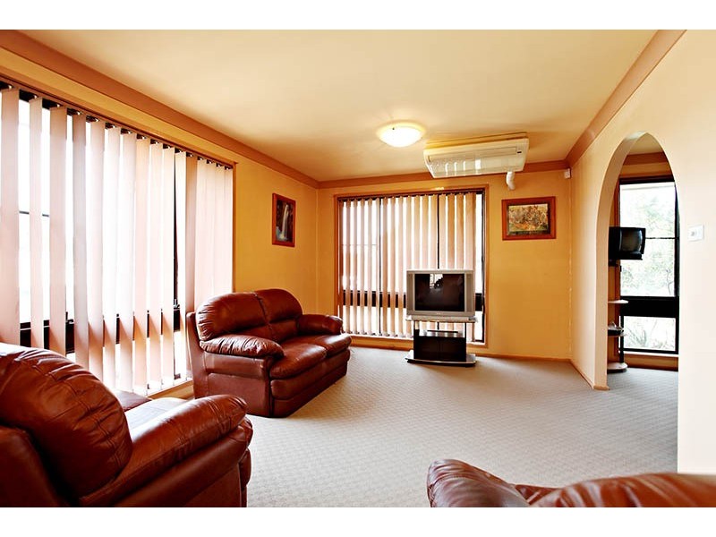 50  Dryden av,, Oakhurst NSW 2761