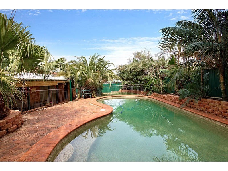 11 Hutchins Cr,, Kings Langley NSW 2147