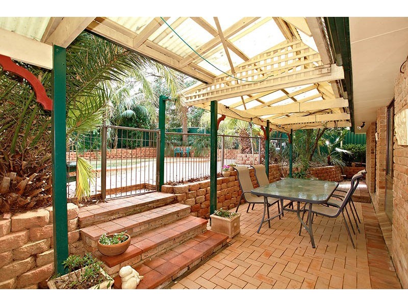 11 Hutchins Cr,, Kings Langley NSW 2147