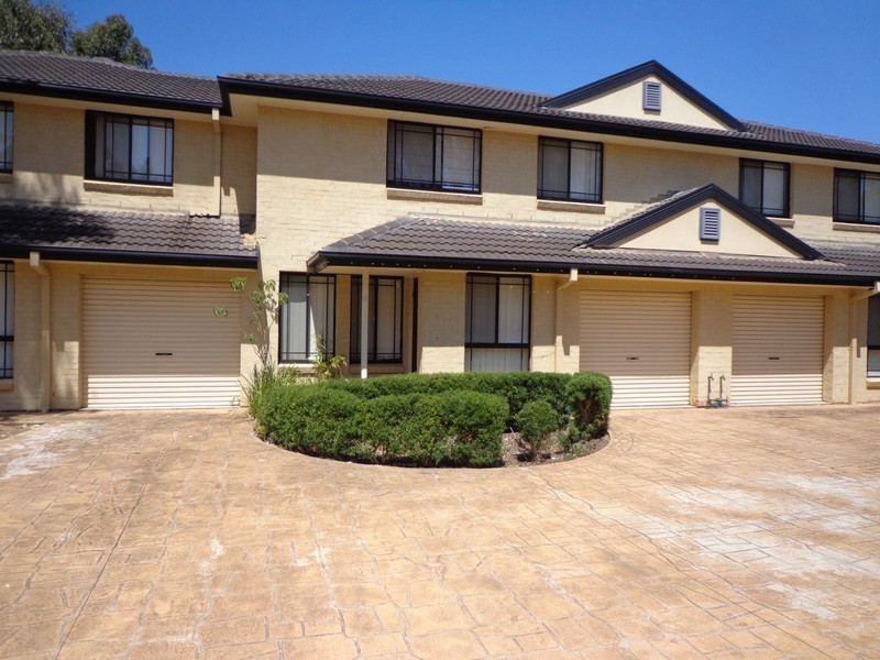 17/4 Nolan Place, Seven Hills NSW 2147