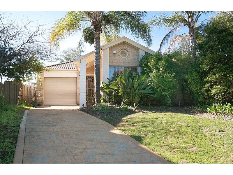 15  Hague Grove, Oakhurst NSW 2761