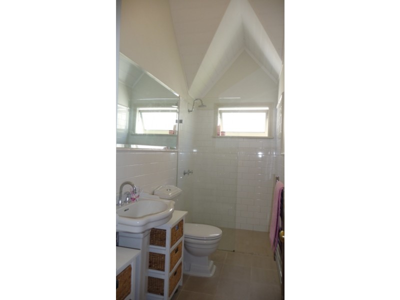 16 Thames Street, Balmain NSW 2041