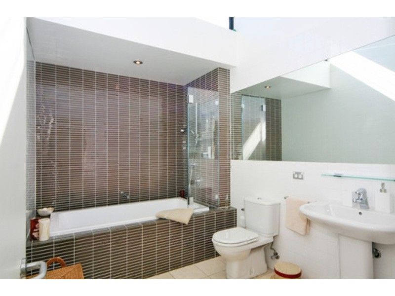 12a Rose Street, Birchgrove NSW 2041