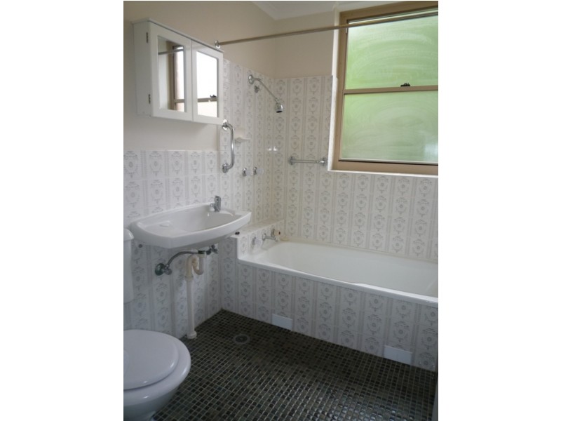 3/2-4 Clifton Street, Balmain East NSW 2041