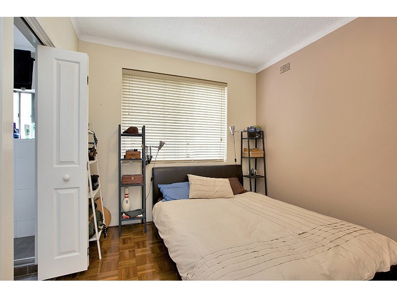 1/1a Thomas Street, Birchgrove NSW 2041