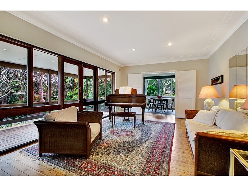 4 Parkwood Grove, West Pymble NSW 2073