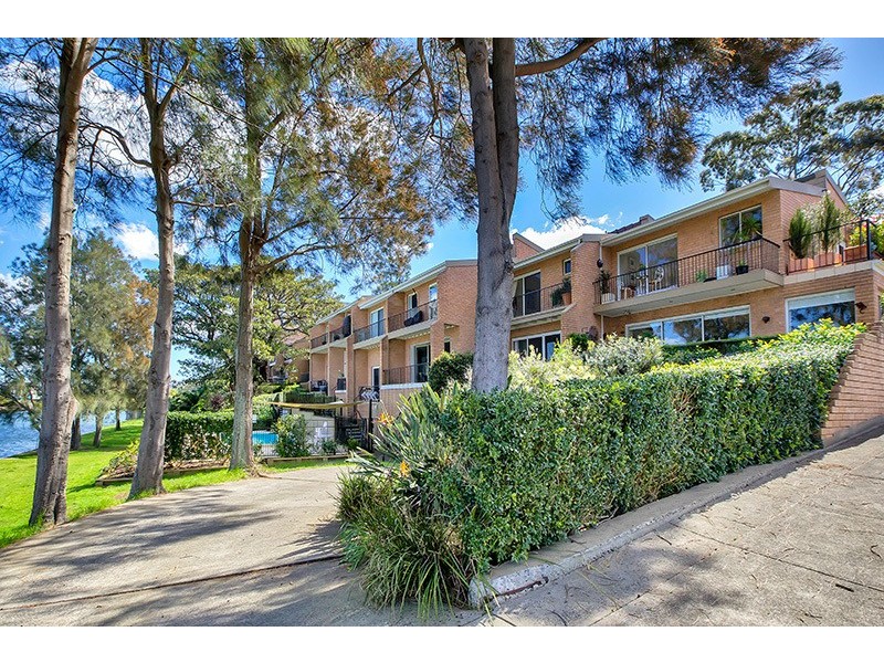 2/14 Hosking Street, Balmain East NSW 2041