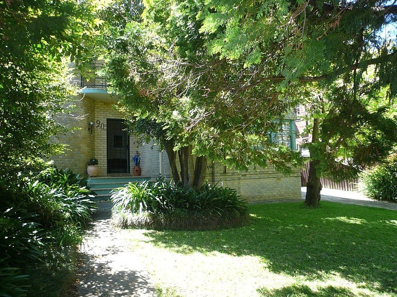 90 Chelmsford Avenue, Lindfield NSW 2070