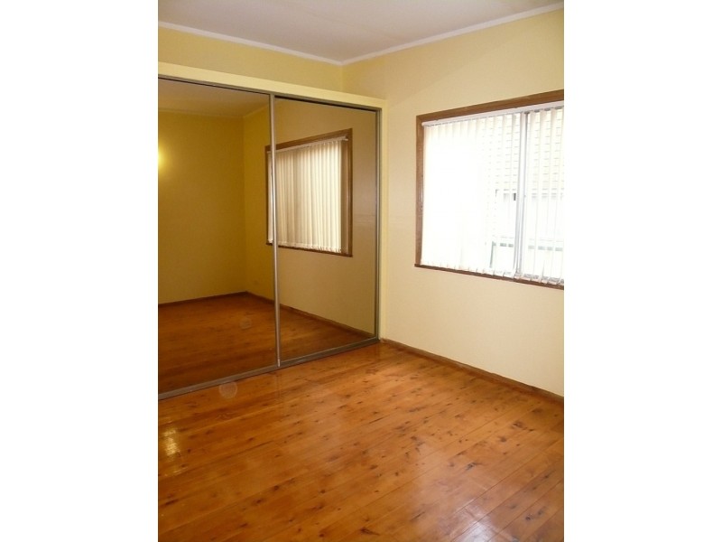 70 Manuka Parade, Gorokan NSW 2263