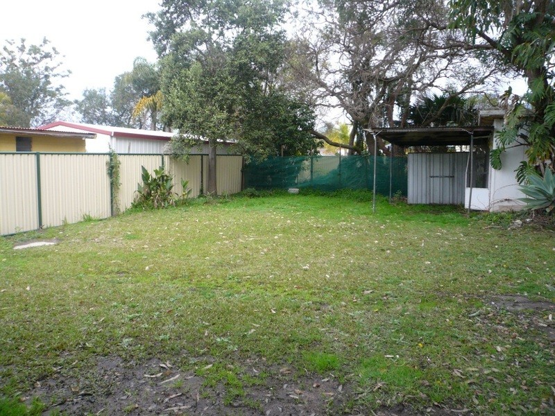 70 Manuka Parade, Gorokan NSW 2263