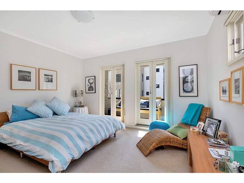 10 McKell Street, Birchgrove NSW 2041