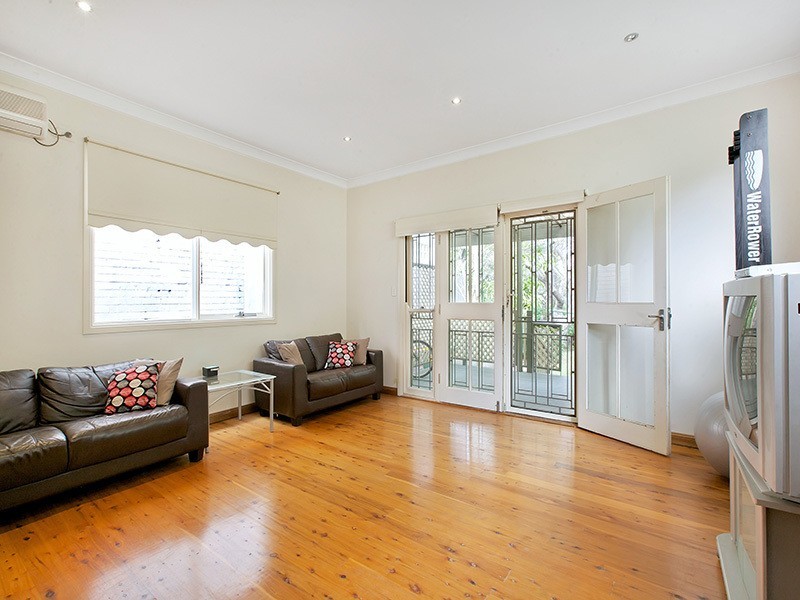 88 Riverside Crescent, Dulwich Hill NSW 2203