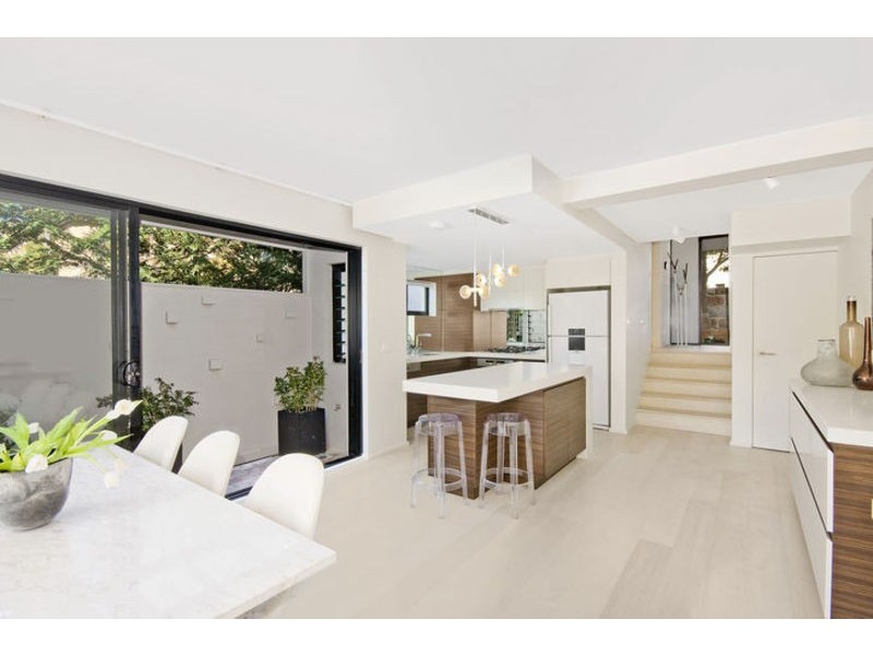1/3 Queens Place, Balmain NSW 2041