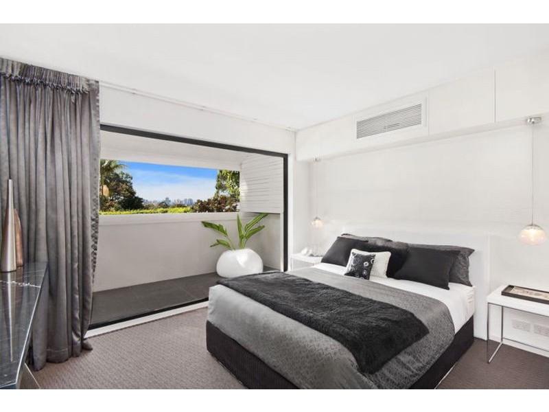1/3 Queens Place, Balmain NSW 2041