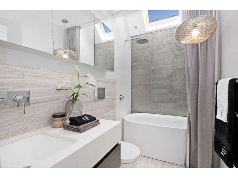 1/3 Queens Place, Balmain NSW 2041