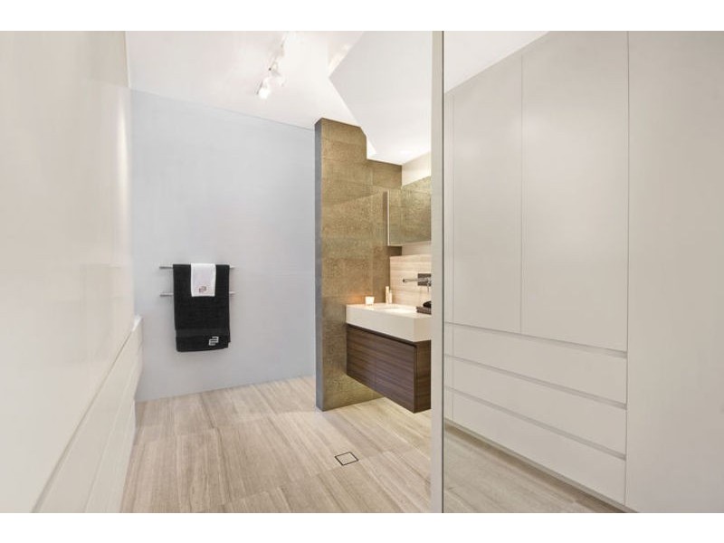 1/3 Queens Place, Balmain NSW 2041