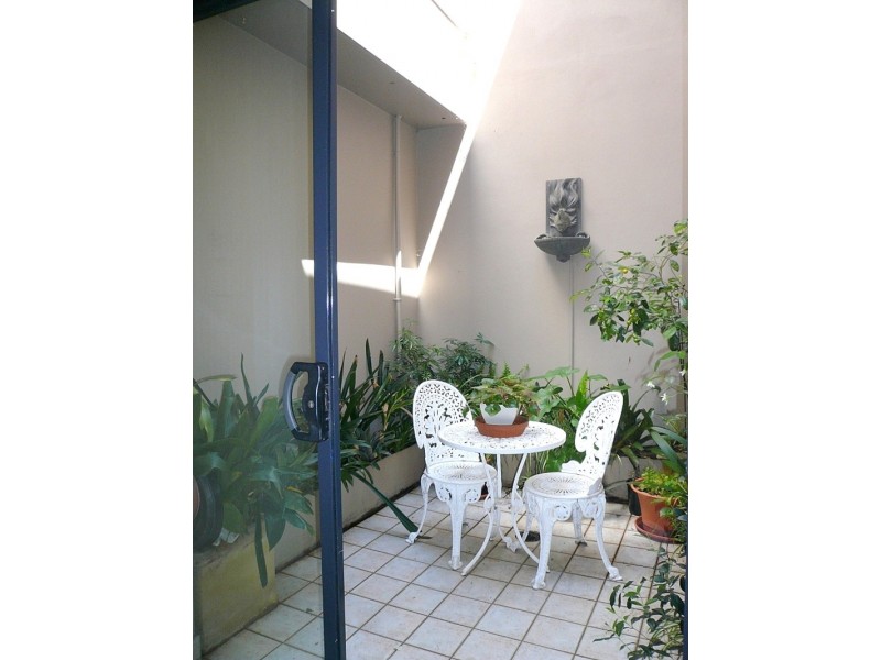 1/2 Glassop Street, Balmain NSW 2041