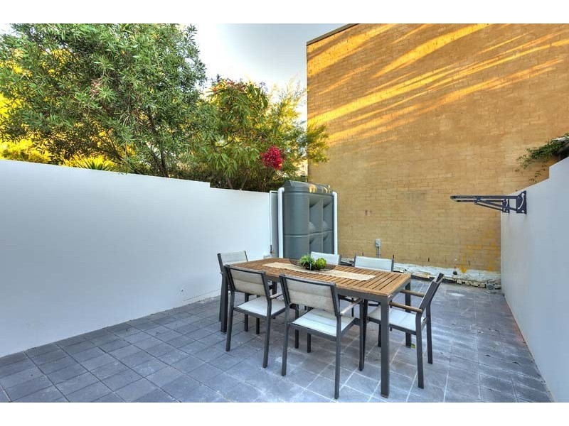 19B Trafalgar Street, Enmore NSW 2042