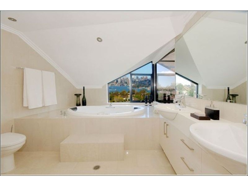 1/2 Rose Avenue, Neutral Bay NSW 2089