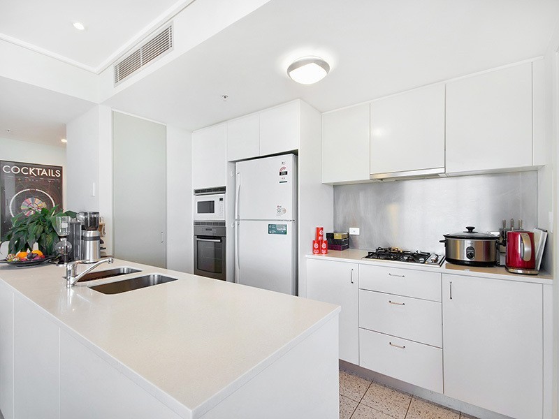 1305/21 Cadigal Avenue, Pyrmont NSW 2009