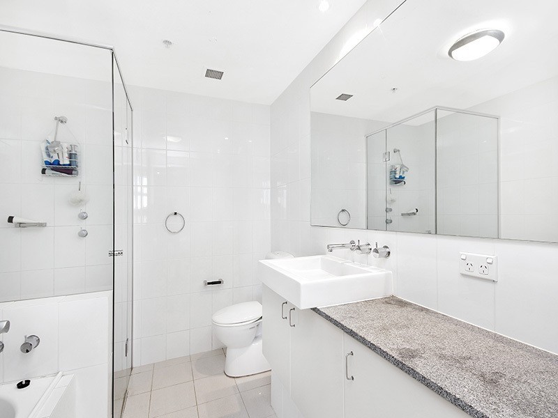 1305/21 Cadigal Avenue, Pyrmont NSW 2009