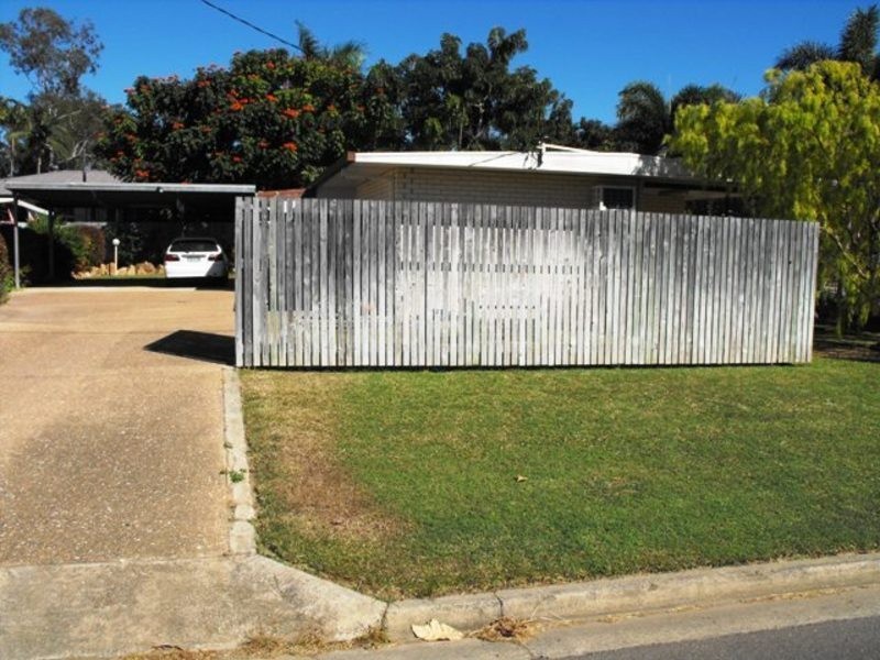 1 Allara Court, Rasmussen QLD 4815