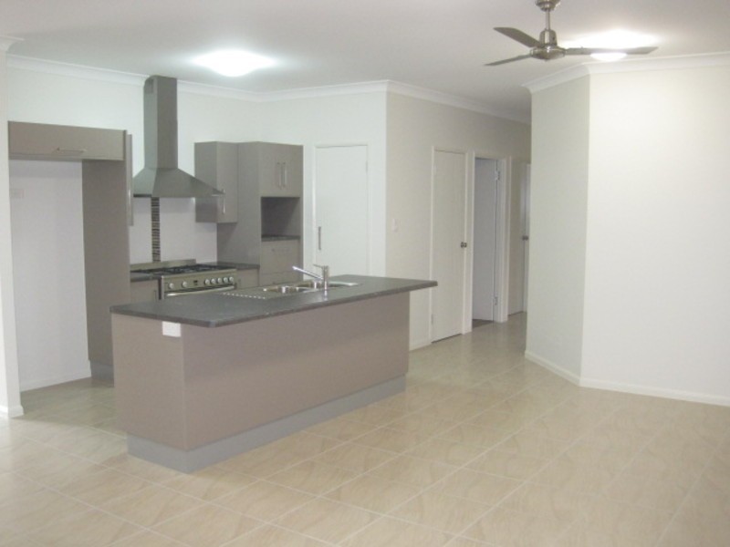 5 Nikao Street (NORTHSHORE), Burdell QLD 4818