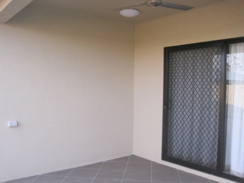 5 Nikao Street (NORTHSHORE), Burdell QLD 4818