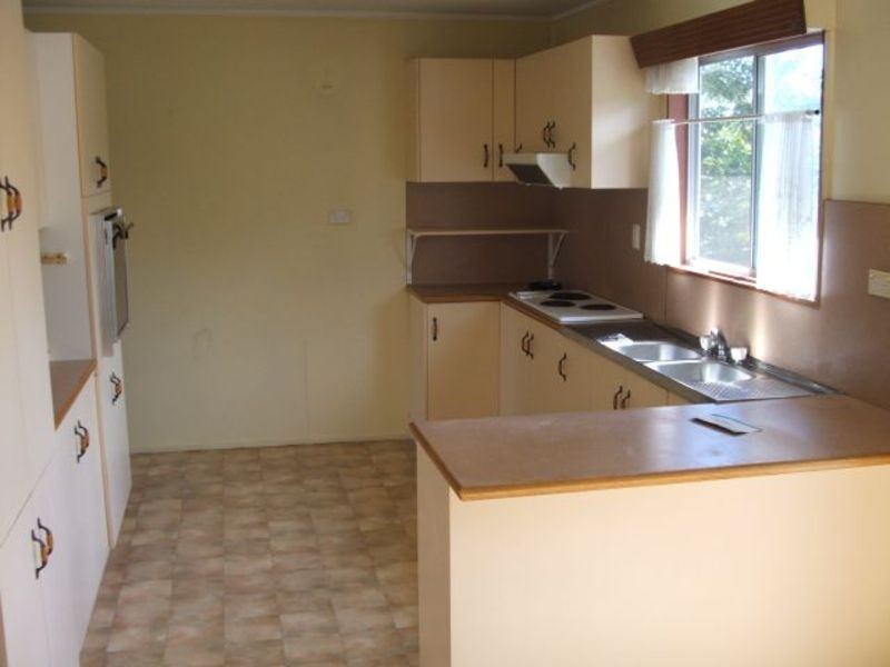 100 Pinnacle Drive, Condon QLD 4815