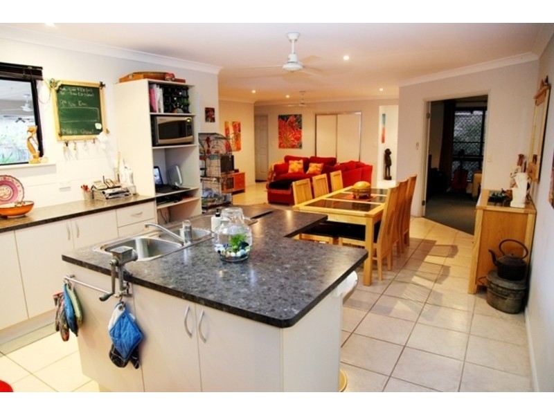 1 Brinkley Court, Mount Louisa QLD 4814