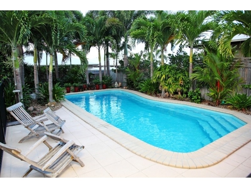 1 Brinkley Court, Mount Louisa QLD 4814