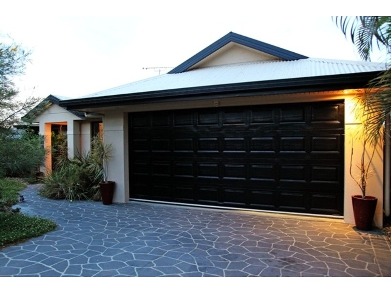 1 Brinkley Court, Mount Louisa QLD 4814