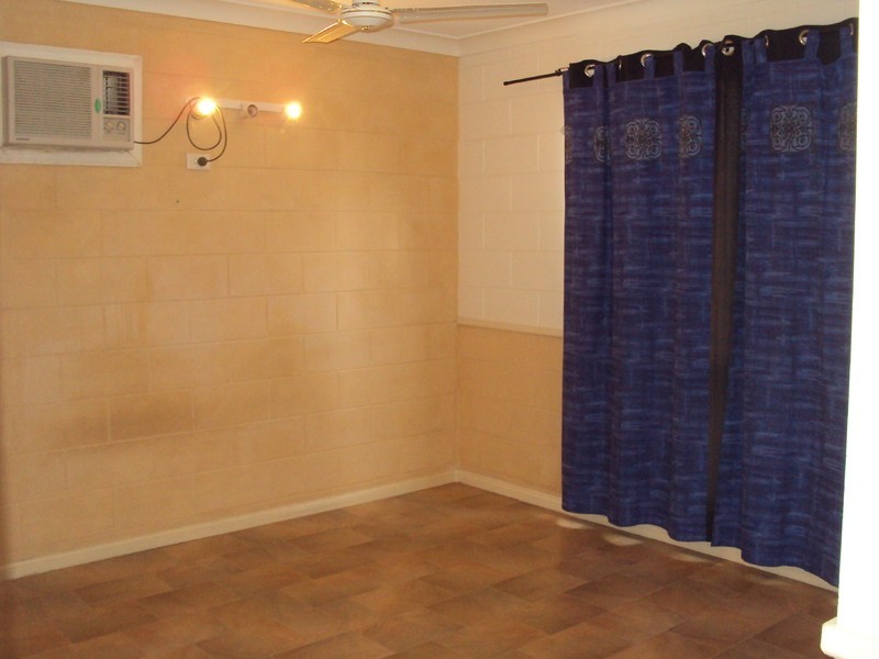 4 Goldfinch Court, Condon QLD 4815