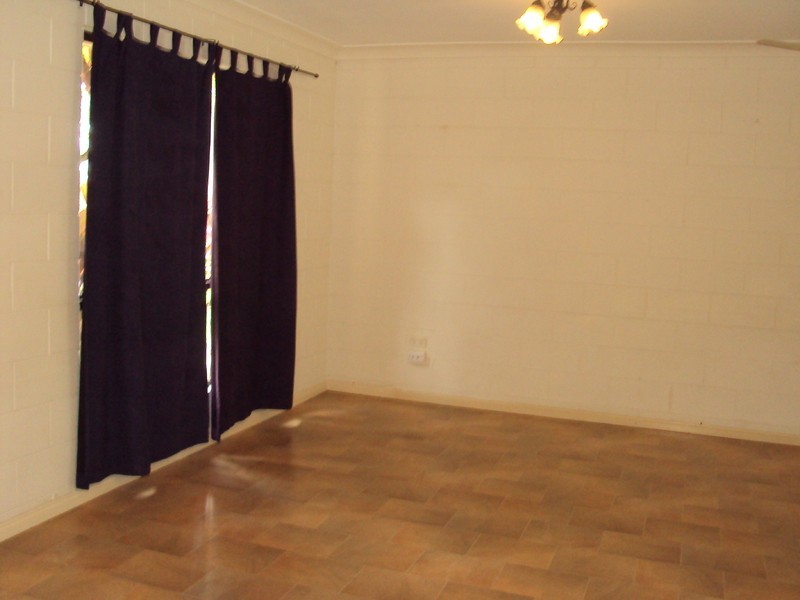 4 Goldfinch Court, Condon QLD 4815