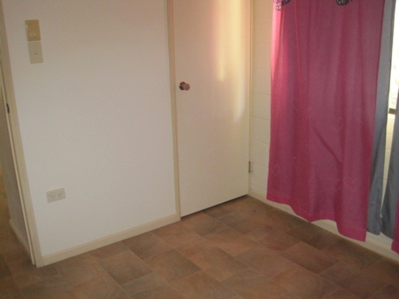 4 Goldfinch Court, Condon QLD 4815