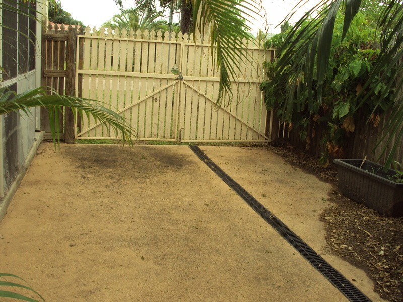 4 Goldfinch Court, Condon QLD 4815