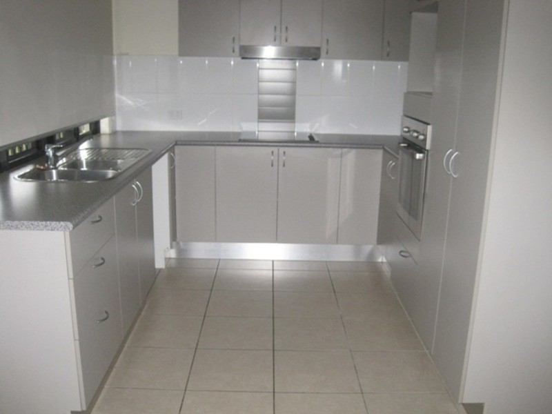 2/47 Santal Drive, Rasmussen QLD 4815