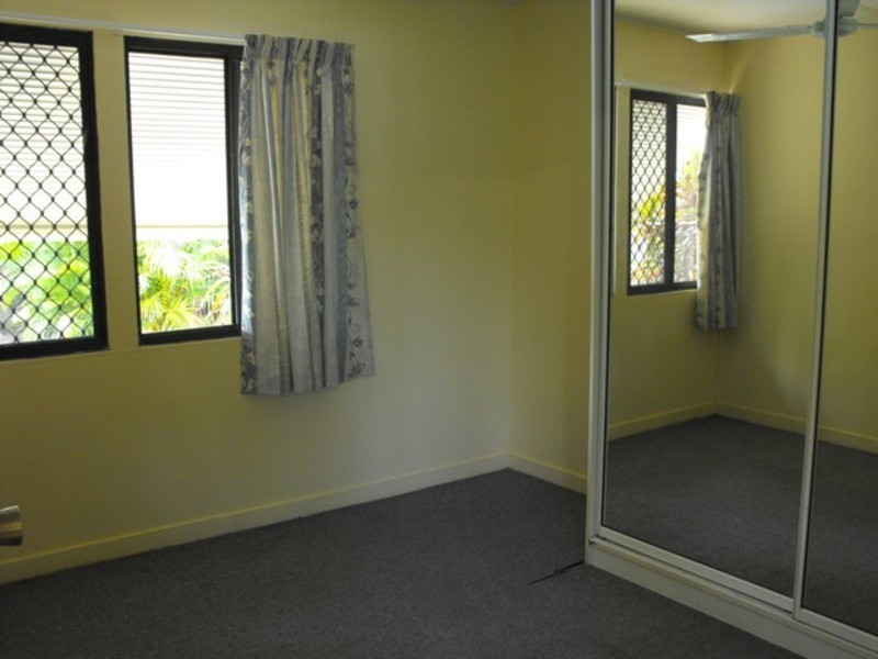 6 Reynolds Street, Kirwan QLD 4817