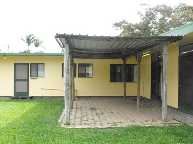 6 Reynolds Street, Kirwan QLD 4817