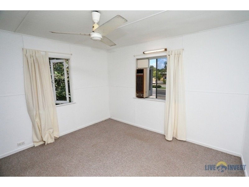 414 Ross River Road, Cranbrook QLD 4814