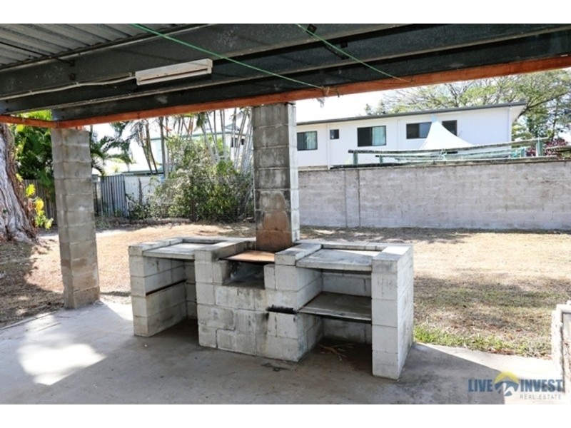 414 Ross River Road, Cranbrook QLD 4814