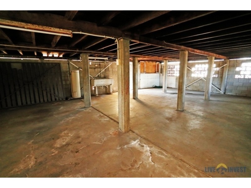 414 Ross River Road, Cranbrook QLD 4814