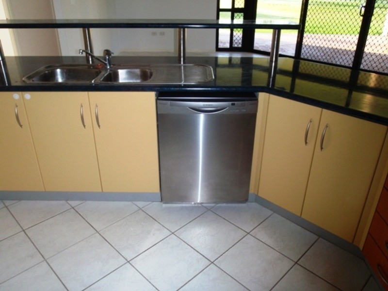 8  Vanessa Court (Rupertswood), Alice River QLD 4817