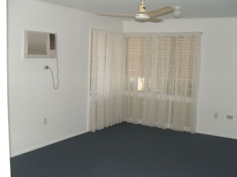 18 Garner Road, Kirwan QLD 4817